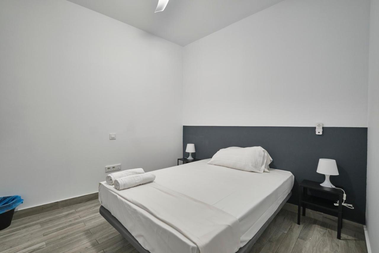 Nunez De Arce Habitaciones マドリード エクステリア 写真