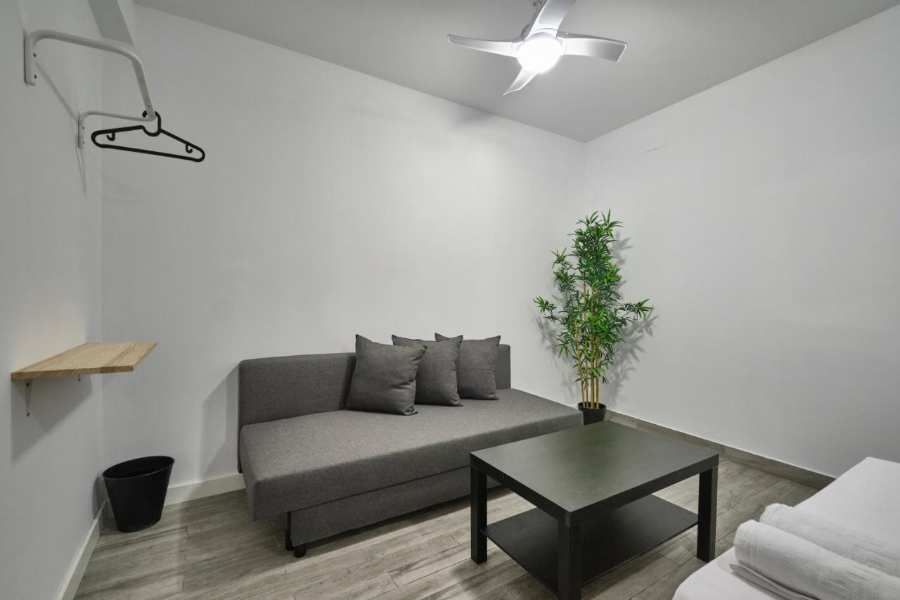 Nunez De Arce Habitaciones マドリード エクステリア 写真
